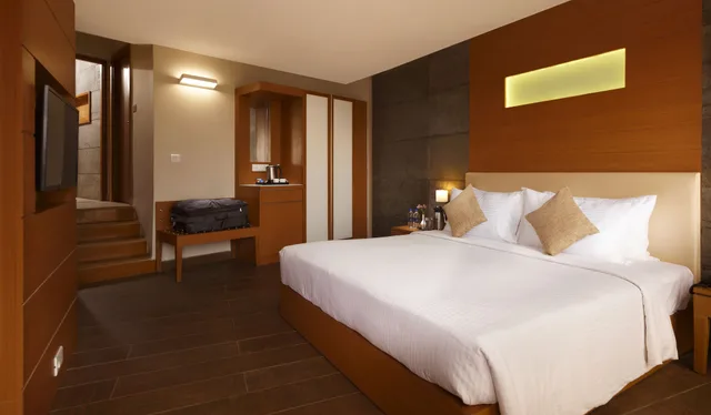 Privilege, Suite, Single Bed, Balcony, Sterling Kodai Valley 3/10
