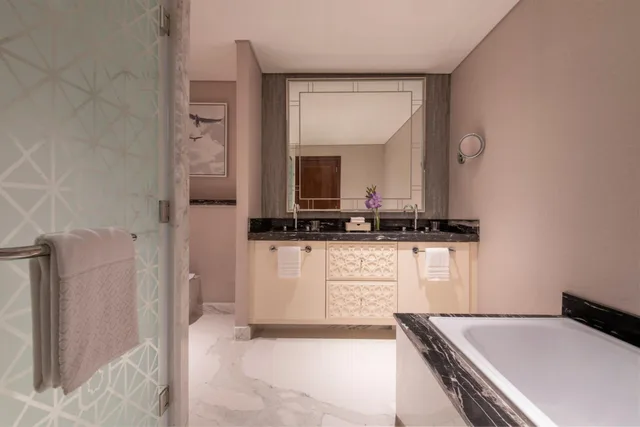 3 Bedrooms, Island, Royal, Suite, Sea View, Balcony, The St. Regis Marsa Arabia Island, The Pearl Qatar 9/10