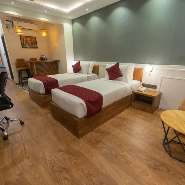 غرفة سوبيريور بسرير كينج، Clarks Inn Airport Hotel Bangalore 4/8