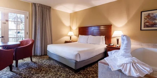 Atrium, Suite, Jetted Tub، Wendover Nugget Hotel & Casino by Red Lion Hotels 1/3