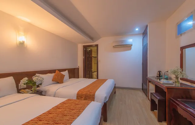 غرفة قياسية رباعية بسريرين كوين، Le Solei Hotel Nha Trang 2/7