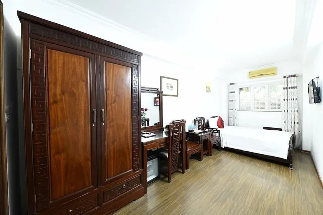 غرفة سوبيريور بسرير كوين بإطلالة على المدينة، Phoenix Legend Hotel 5/7