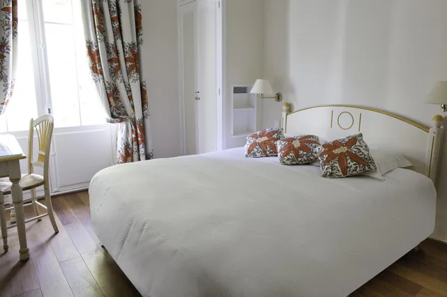 غرفة بسرير كوين بشرفة، Grand Hotel Des Lecques, BW Signature Collection 7/10