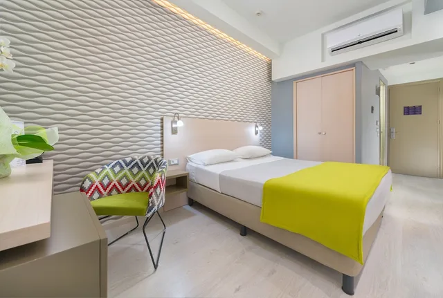 غرفة قياسية بسرير مزدوج، Semiramis City Hotel 6/8