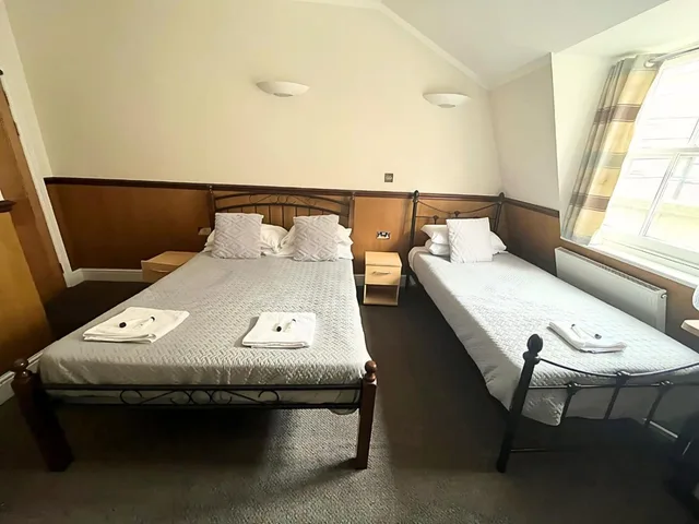 Room, Triple, Private Bathroom, The Marker Hotel 2/6