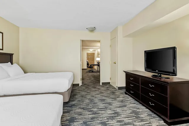جناح بسريرين كوين بغرفة نوم واحدة، Country Inn Suites By Radisson Princeton Wv 2/10