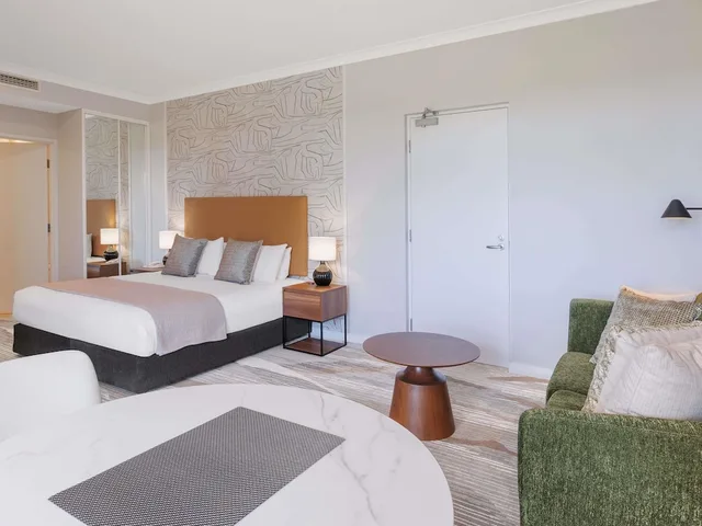 Studio, King Bed, The Sebel Swan Valley The Vines 2/5