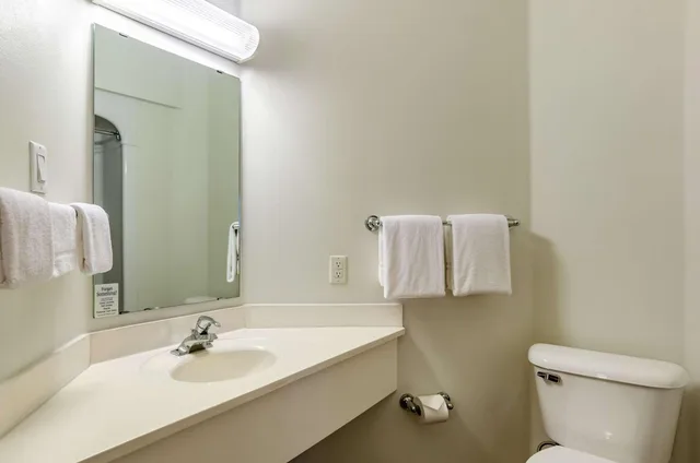 غرفة بسرير مزدوج للمدخنين، Motel6 Sidney, NE 10/10