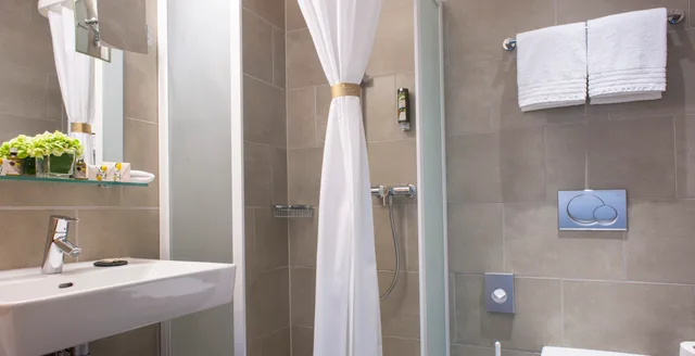 غرفة مزدوجة بريميوم، Hotel Krone Unterstrass 1/2