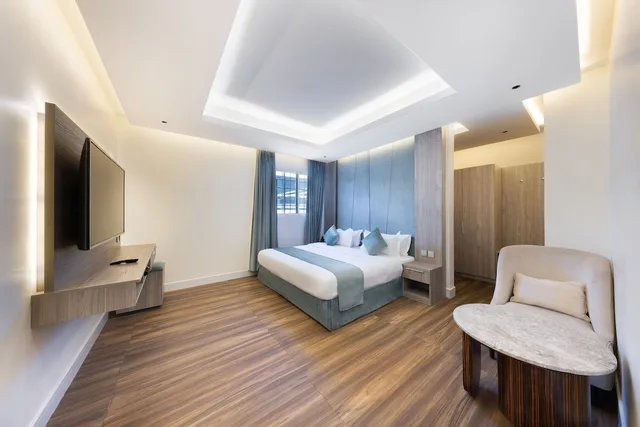 غرفة قياسية بسرير فردي، فندق لكجري نايت(Luxury Night Hotel) 1/1