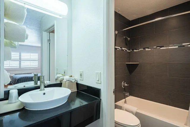 غرفة بسرير كوين، Motel 6 Castroville - Monterey 5/7