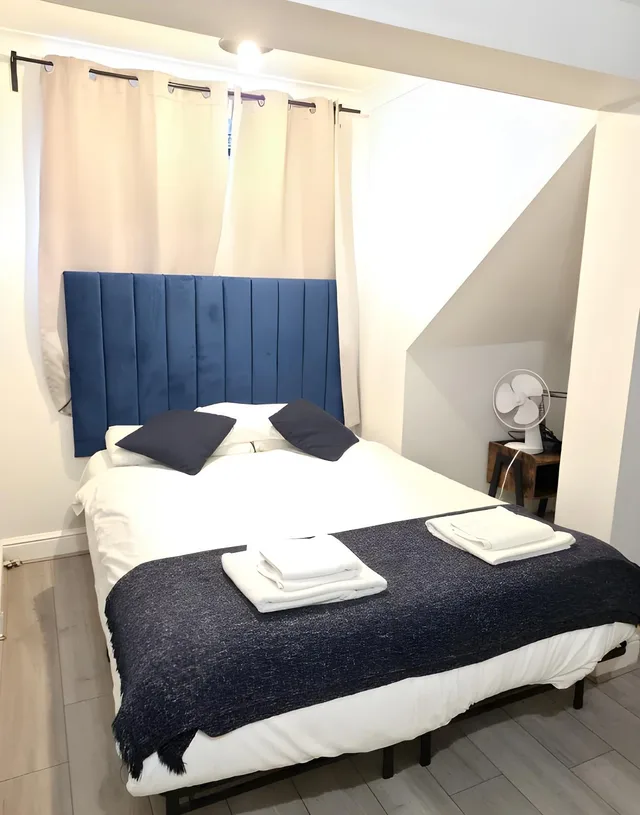 غرفة بسرير مزدوج، Golders Park Hotel 1/1