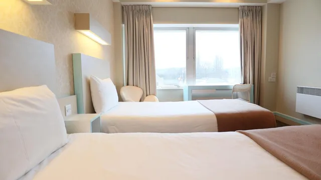 غرفة قياسية بسرير فردي، Citrus Hotel Cheltenham By Compass Hospitality 7/10