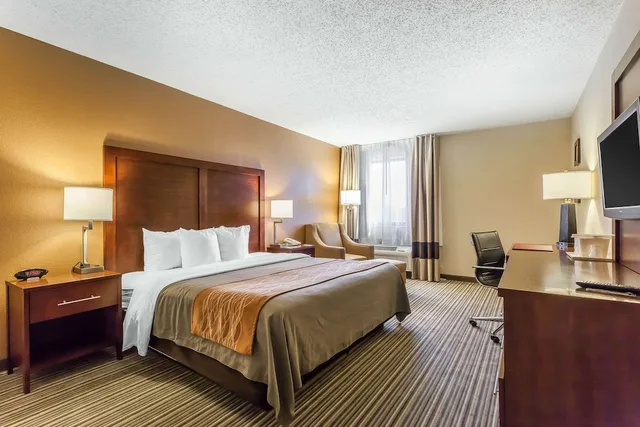 غرفة بسرير كوين لذوي الإعاقة، Comfort Inn Hall Of Fame 1/1