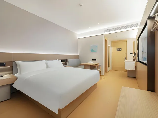 غرفة سوبيريور بسرير كوين، Ji Hotel 1/3