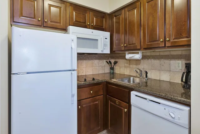 جناح بسرير كوين بغرفة نوم واحدة لذوي الإعاقة، Staybridge Suites Lansing-Okemos 4/4