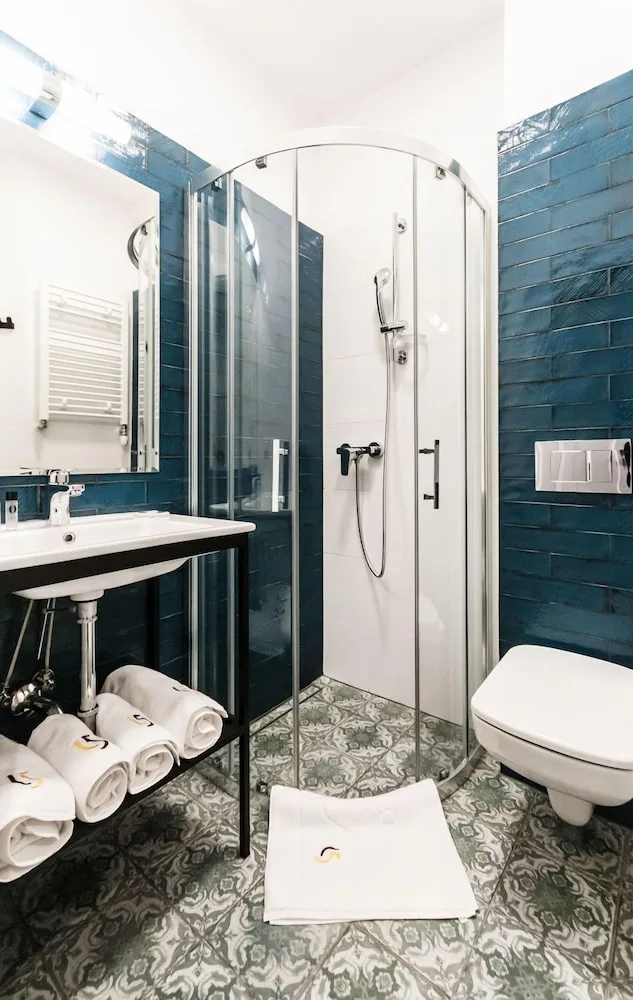 Silver, Comfort, Studio, Suite, Queen Bed, Kitchenette، Apartments L5 9/9