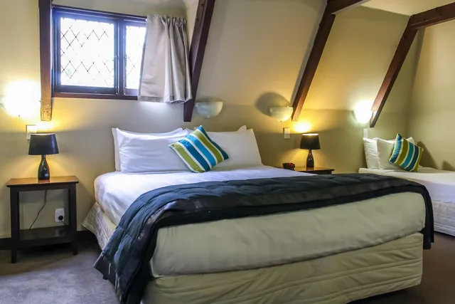 جناح كومفورت بسرير كينج بغرفة نوم واحدة، Camelot Motor Lodge 4/6