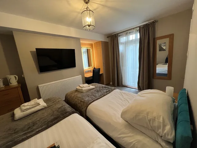 غرفة اقتصادية بسرير مزدوج أو سريرين منفصلين، Hedley House Hotel 2/4