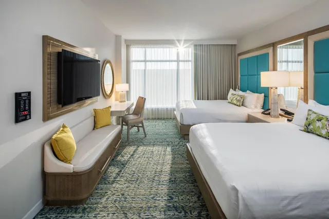 Tower, 2 Queen Beds، Gaylord Palms Resort & Convention Center 1/10