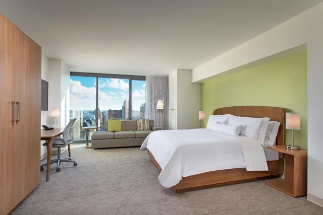 غرفة ديلوكس كبيرة بسرير كينج بإطلالة على المدينة، Element Philadelphia Downtown 4/4