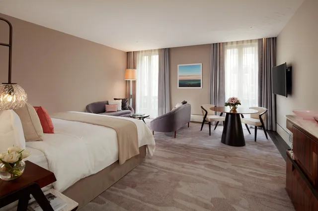 جناح جونيور بسرير كينج بإطلالة على المدينة، The St. Regis Venice 2/3