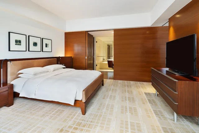 جناح غراند بسرير كينج، Grand Hyatt Tokyo 1/3