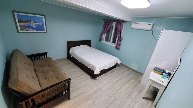 غرفة ديلوكس بسريرين منفصلين وسرير كينج بإطلالة على المدينة بغرفة نوم واحدة، Daora Guest House 3/4
