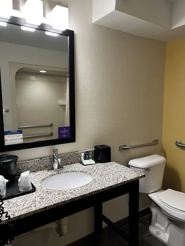 غرفة بسرير كوين لذوي الإعاقة، Sleep Inn Tinley Park I 80 Near Amphitheatre Convention Center 8/8