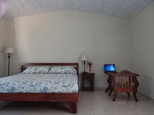 غرفة بسرير كينج بإطلالة على الحديقة، Hotel B B Garden Grecia 3/5