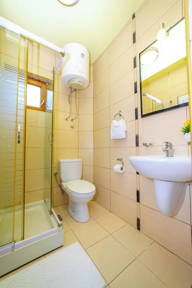 غرفة قياسية بسرير كوين، Hotel Odissey 4/4