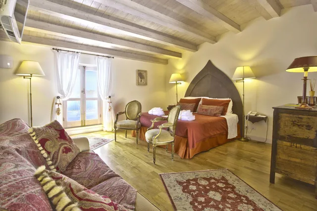 جناح بشرفة، Siracusa Resort Musciara 3/5
