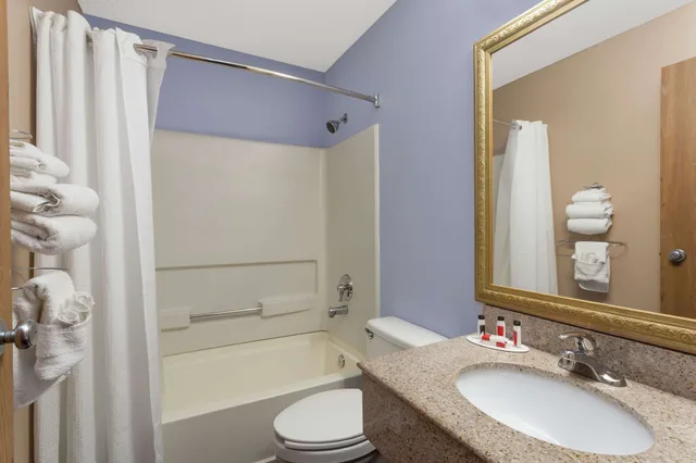 Room, 2 Double Beds, Super 8 by Wyndham Havre De Grace Aberdeen Area 1/1
