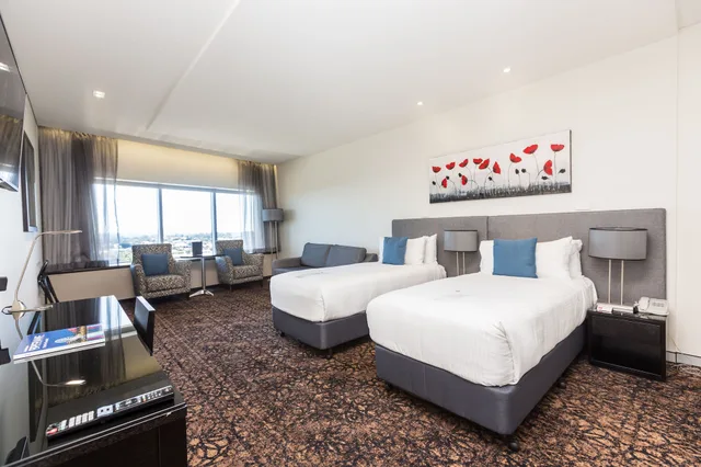 غرفة تنفيذية بسريرين منفصلين، CALAMVALE HOTEL SUITES AND CONFERENCE CENTRE 2/5