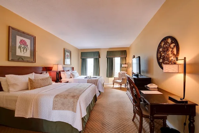 غرفة قياسية بسريرين كوين، Nassau Inn 2/5