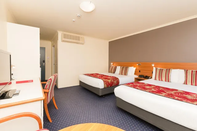 استوديو بسريرين كوين، Heartland Hotel Auckland Airport 5/10