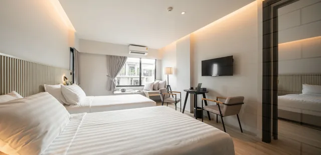 Escape, Connecting, Building B، Mii Hotel Srinakarin 1/5