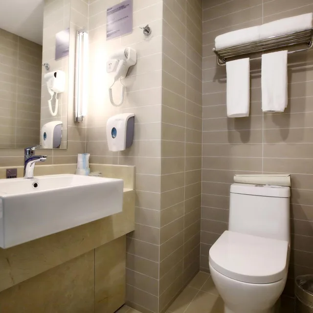 غرفة قياسية بسرير كينج وسرير كوين، HOLIDAY INN EXPRESS LANGFANG PARK VIEW 6/7