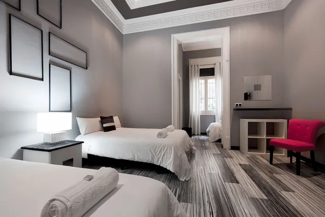 غرفة رباعية بسريرين كوين، Hostal Boutique Khronos 2/2