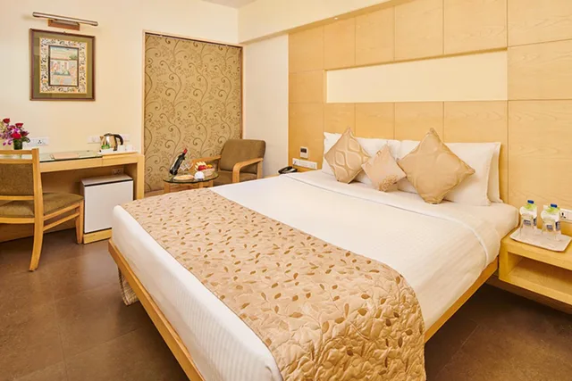 غرفة سوبيريور بسرير كينج، Coraltree Hotel Bangalore 1/2
