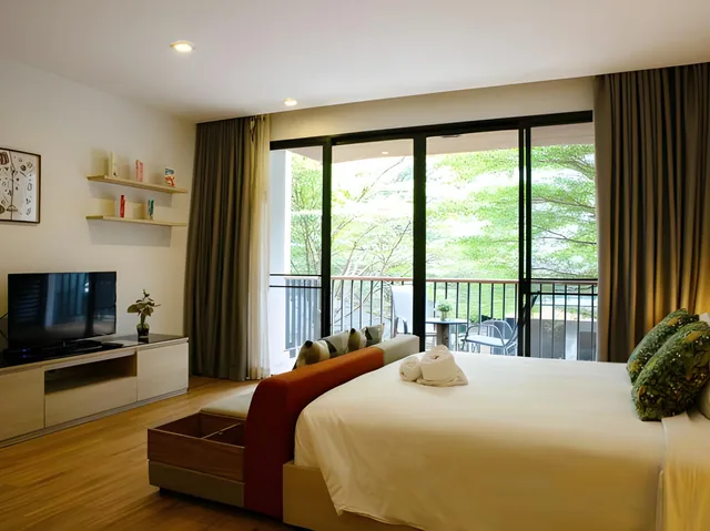 Hollywood, Studio, The Silver Palm Wellness Resort 2/2