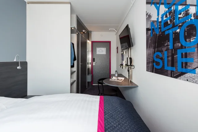 غرفة قياسية بسرير مزدوج، CABINN Metro 3/6