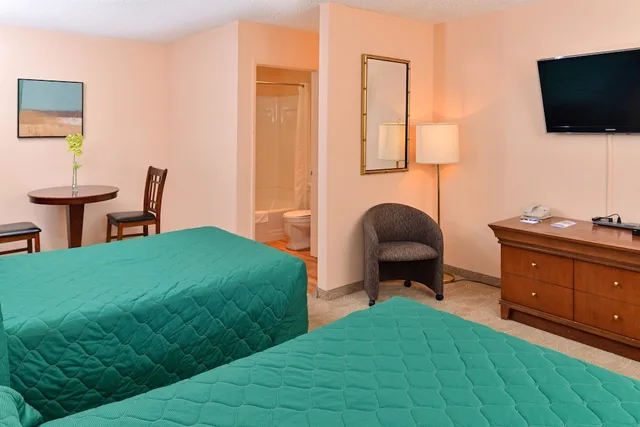 جناح بسريرين كوين للمدخنين، Canadas Best Value Inn Whitecourt 3/5