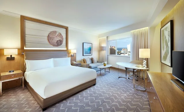 غرفة تنفيذية بسرير كينج، Hilton Durban 5/10
