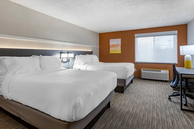 غرفة قياسية بسريرين كوين، Comfort Inn Paramus - Hackensack 1/4