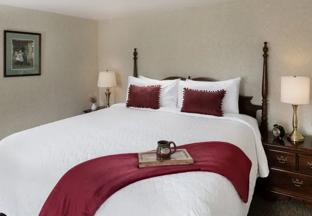 غرفة قياسية بسرير كينج، Christmas Farm Inn and Spa 5/10