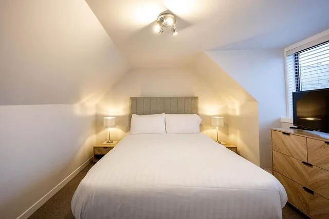 3 Bedrooms, House، New Inn Hotel 2/9