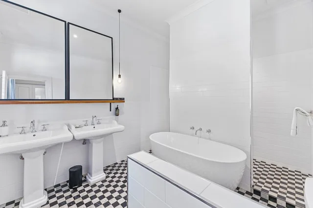 1 Bedroom, Harbor, Suite, King Bed، The Houston Hotel 3/4