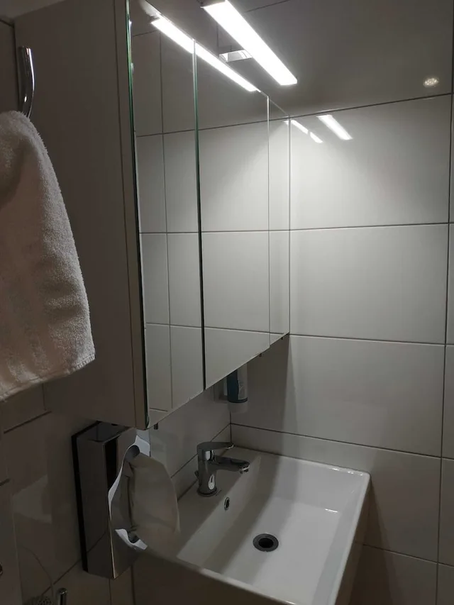 غرفة عصرية كومفورت بسرير مزدوج بشرفة، Hotel Waldblick 8/10