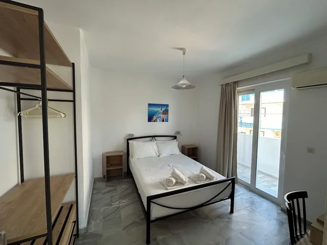 شقة بسرير كوين وسريرين منفصلين بغرفة نوم واحدة، Kaloxenia Apartments 7/10